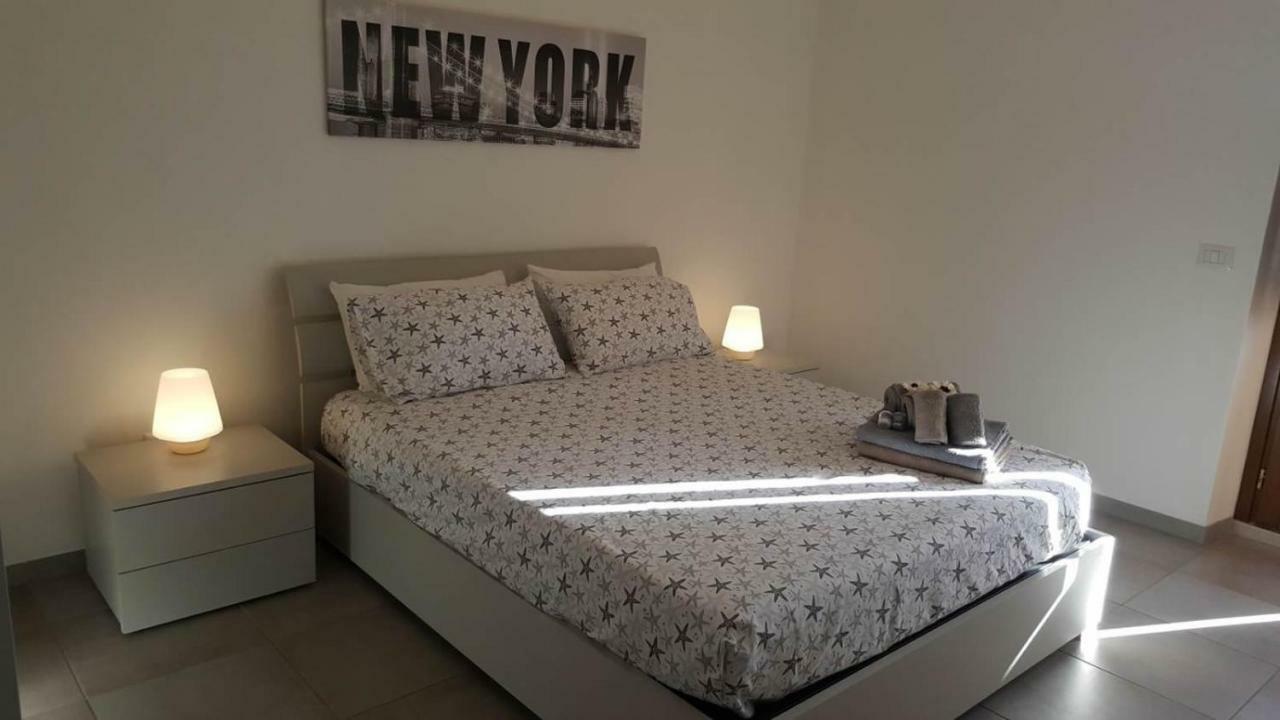 Giuly Home One Cabras Exterior photo